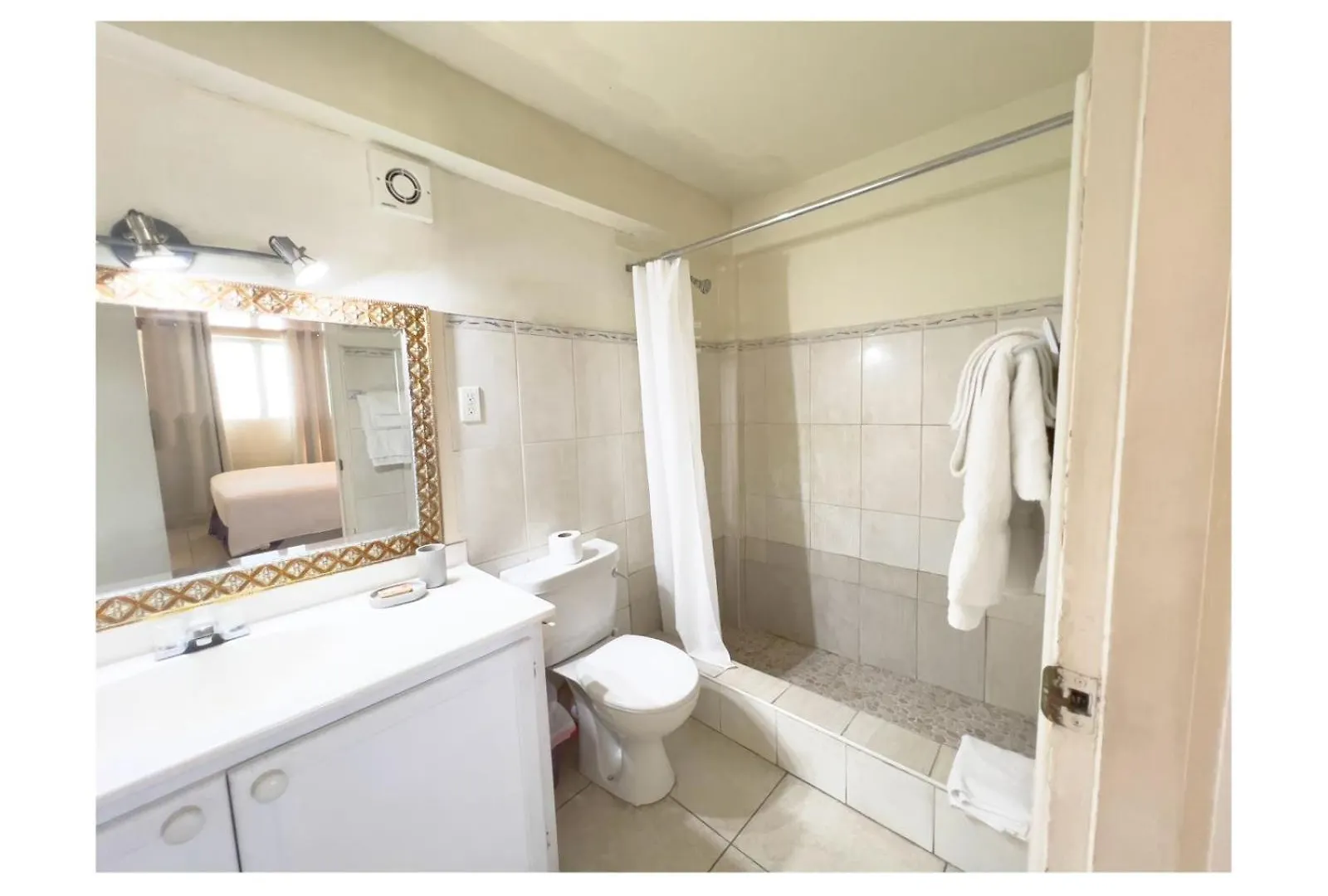 Melrose Beach Apartments Inc Bridgetown